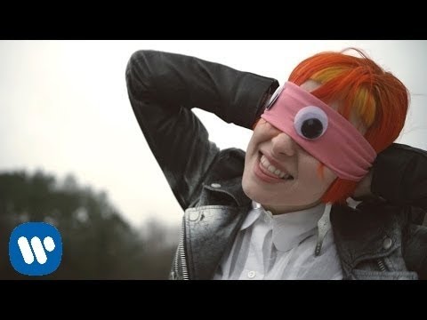 Paramore: Ain&#039;t It Fun [OFFICIAL VIDEO]